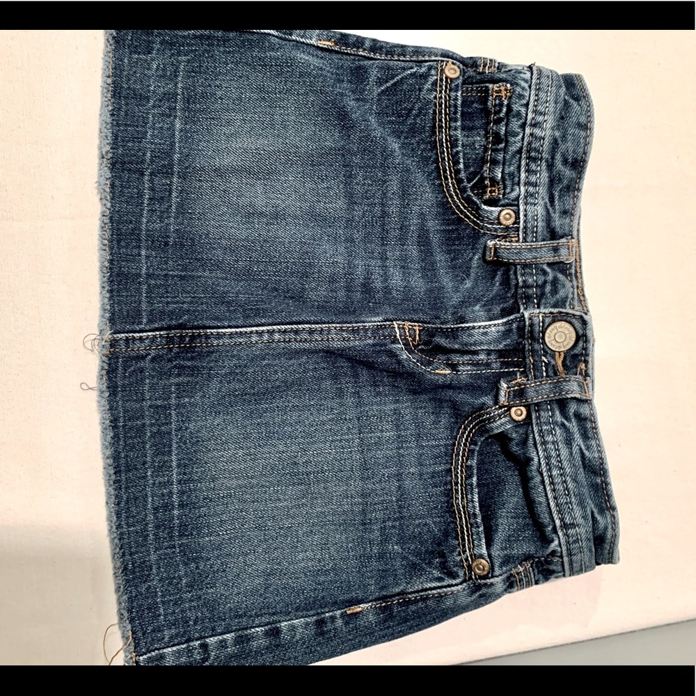 Old Navy jean skirt, girls size 7